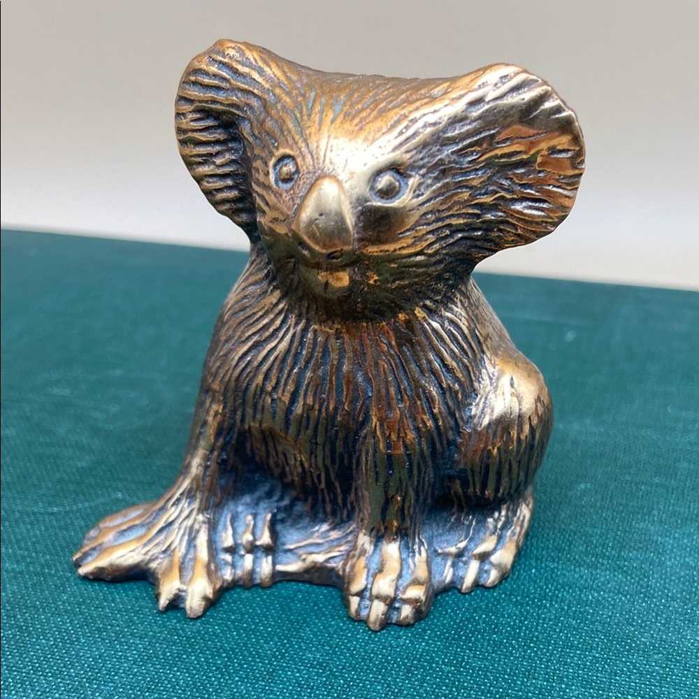 Bronze Koala Figurine by Mary Michelmore - Picture 11 of 11